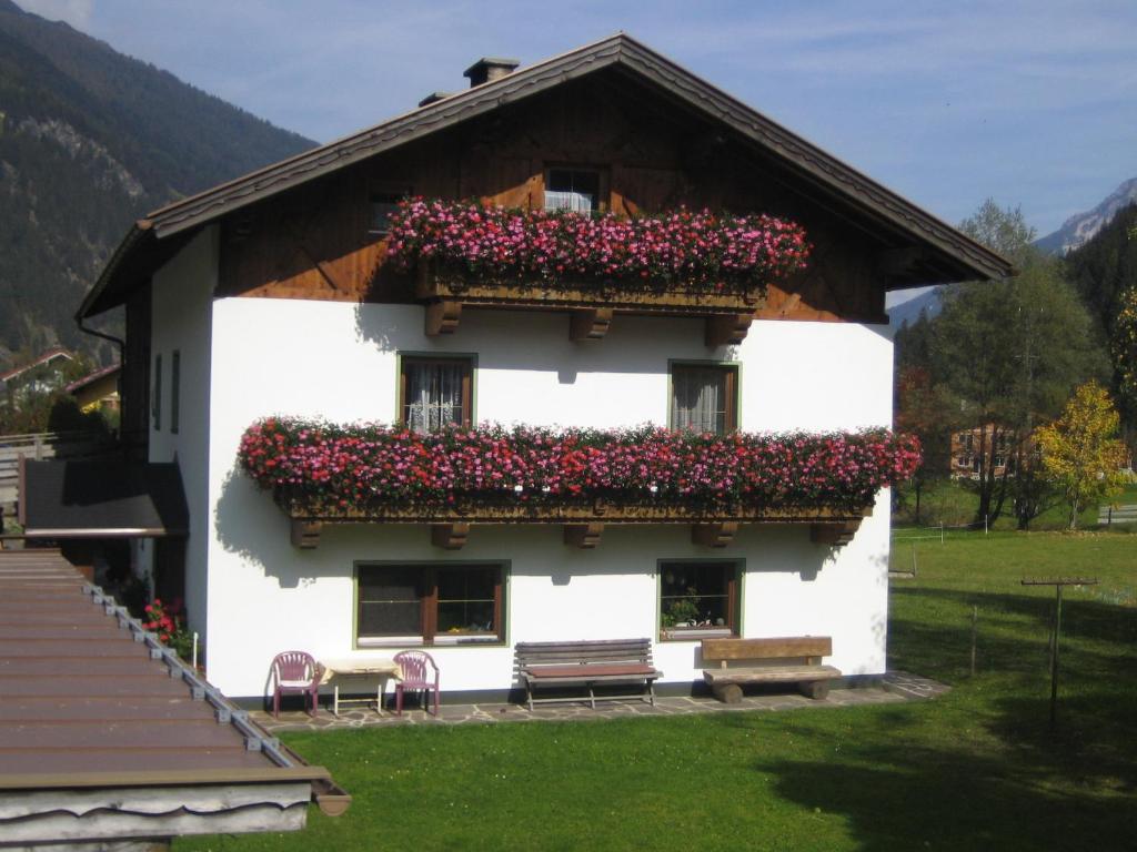 Schoepfhof Neustift im Stubaital Exterior photo